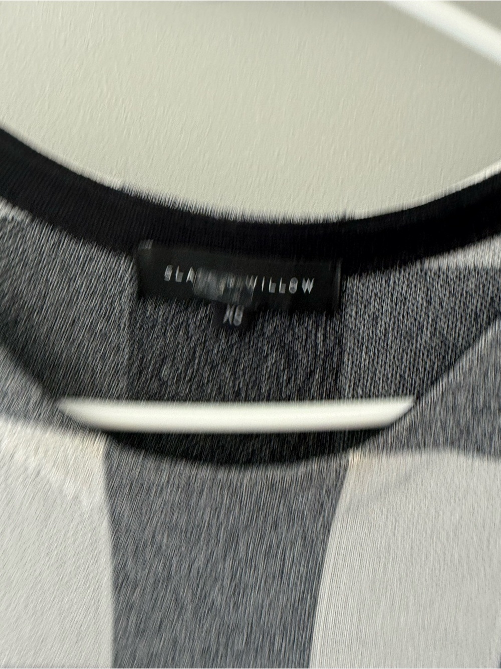 Slate and Willow and White Gingham Short Sleeve Knit Dress size xs - Picture 3 of 4